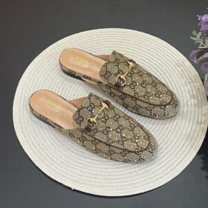 Gucci Shoes 12
