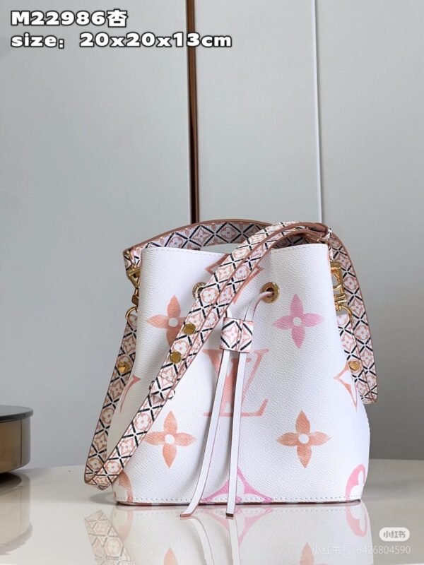Lv Bag 9